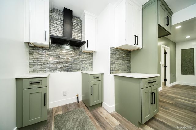 16240 Washburn Street, Detroit, MI 48221