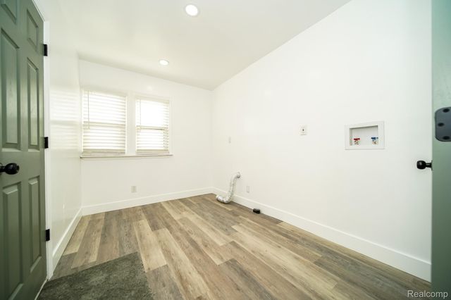 16240 Washburn Street, Detroit, MI 48221