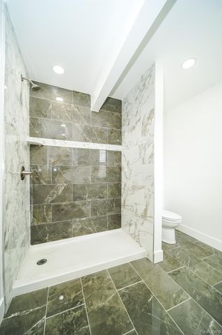 16240 Washburn Street, Detroit, MI 48221