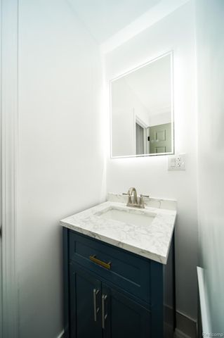 16240 Washburn Street, Detroit, MI 48221