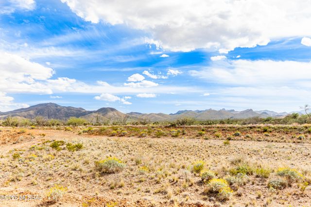 315 W Aberdeen Street, Vail, AZ 85641