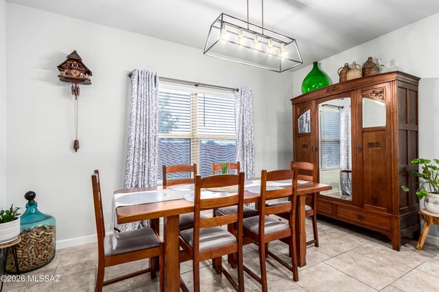 315 W Aberdeen Street, Vail, AZ 85641