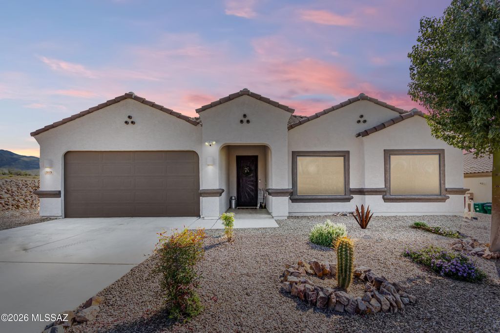 315 W Aberdeen Street, Vail, AZ 85641