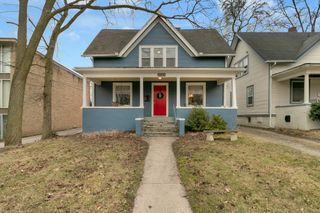 1123 W Huron Street, Ann Arbor, MI 48103