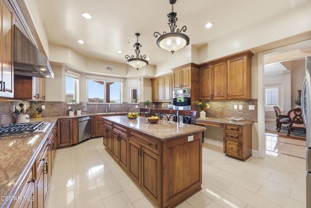 3490 Trego Court, Simi Valley, CA 93065