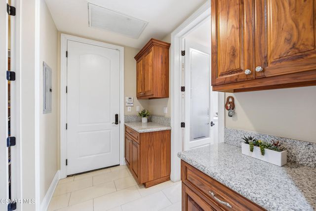 3490 Trego Court, Simi Valley, CA 93065