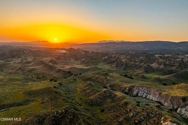 3490 Trego Court, Simi Valley, CA 93065