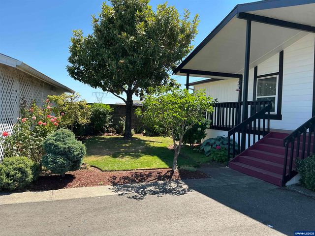 5422 Portland #143 Rd NE 143, Salem, OR 97305