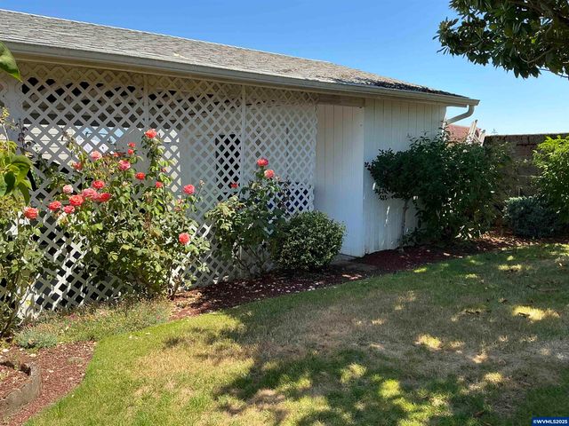 5422 Portland #143 Rd NE 143, Salem, OR 97305
