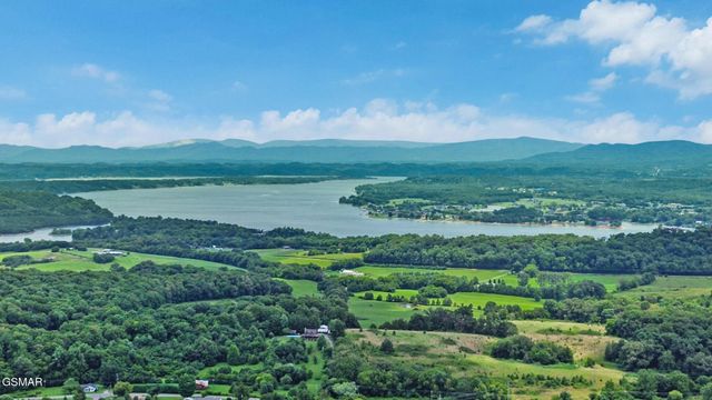 2425 Promise Lane, White Pine, TN 37890