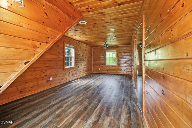 2425 Promise Lane, White Pine, TN 37890