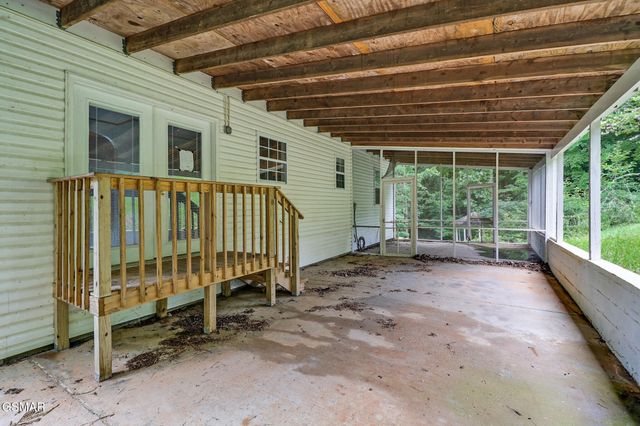 2425 Promise Lane, White Pine, TN 37890