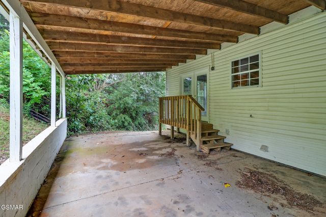 2425 Promise Lane, White Pine, TN 37890
