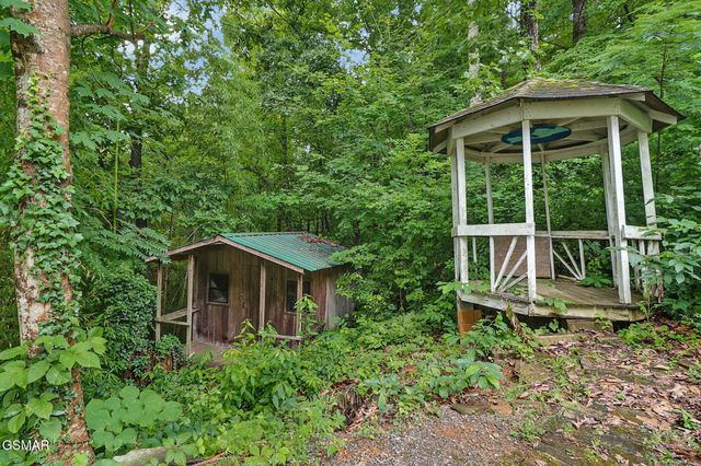 2425 Promise Lane, White Pine, TN 37890