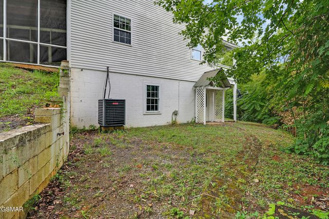 2425 Promise Lane, White Pine, TN 37890