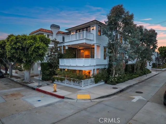 441 3rd Street, Manhattan Beach, CA 90266