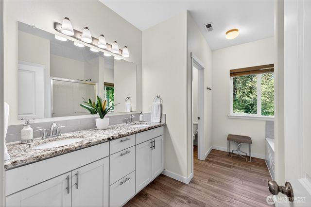 11232 Crescent Valley Dr NW, Gig Harbor, WA 98332
