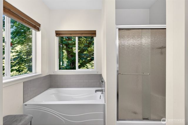 11232 Crescent Valley Dr NW, Gig Harbor, WA 98332