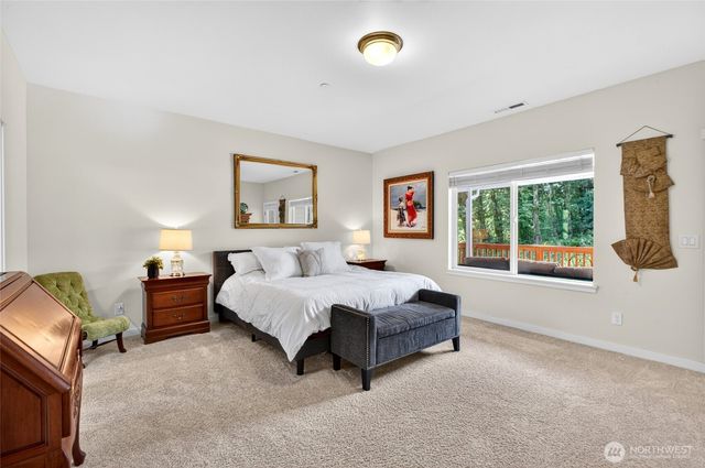 11232 Crescent Valley Dr NW, Gig Harbor, WA 98332
