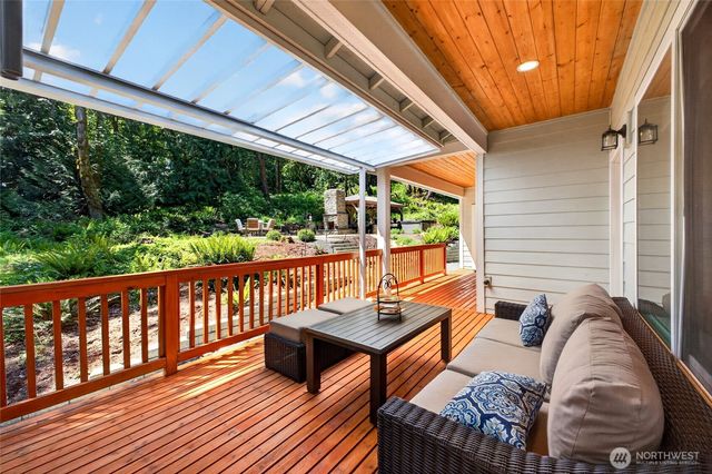 11232 Crescent Valley Dr NW, Gig Harbor, WA 98332