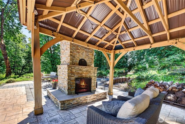 11232 Crescent Valley Dr NW, Gig Harbor, WA 98332