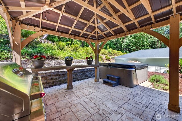 11232 Crescent Valley Dr NW, Gig Harbor, WA 98332