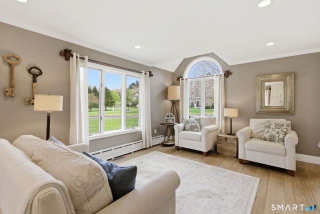 10 Ryans Way, Burlington, CT 06013