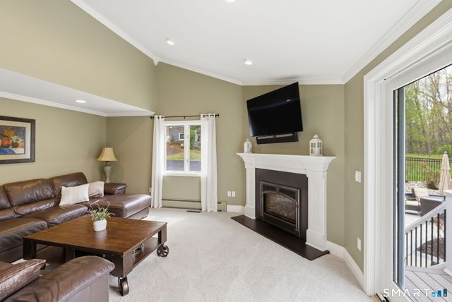 10 Ryans Way, Burlington, CT 06013
