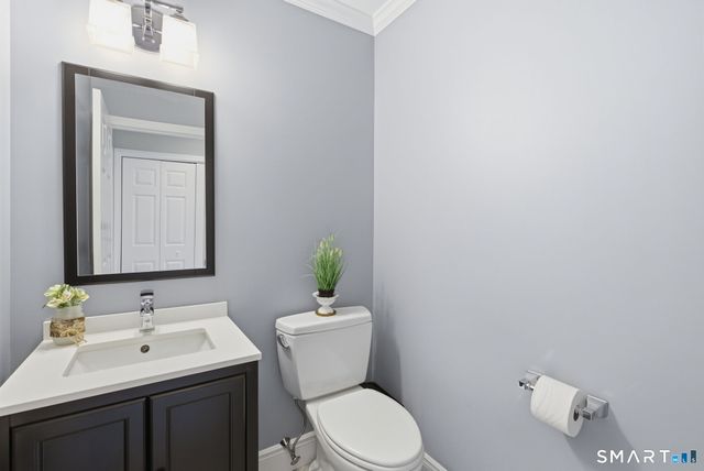10 Ryans Way, Burlington, CT 06013