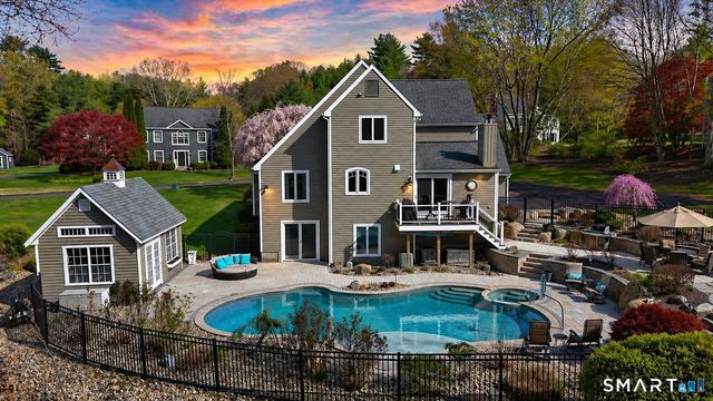 10 Ryans Way, Burlington, CT 06013