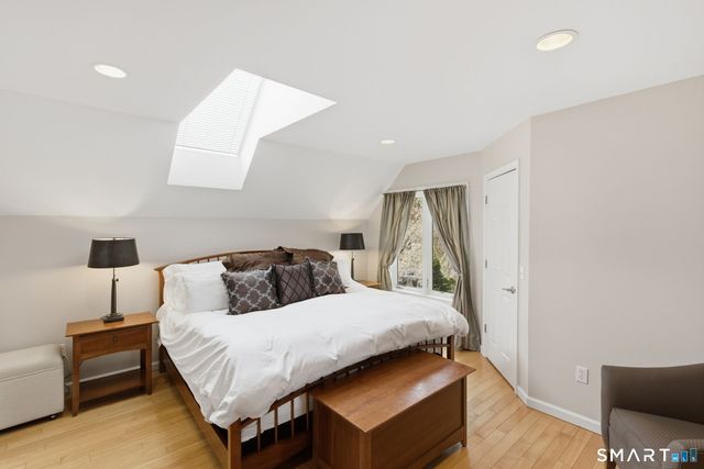 10 Ryans Way, Burlington, CT 06013