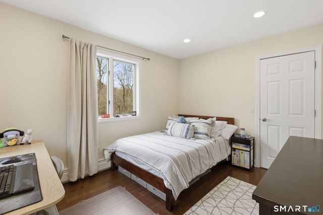 10 Ryans Way, Burlington, CT 06013