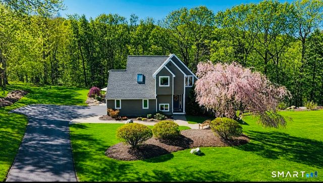 10 Ryans Way, Burlington, CT 06013
