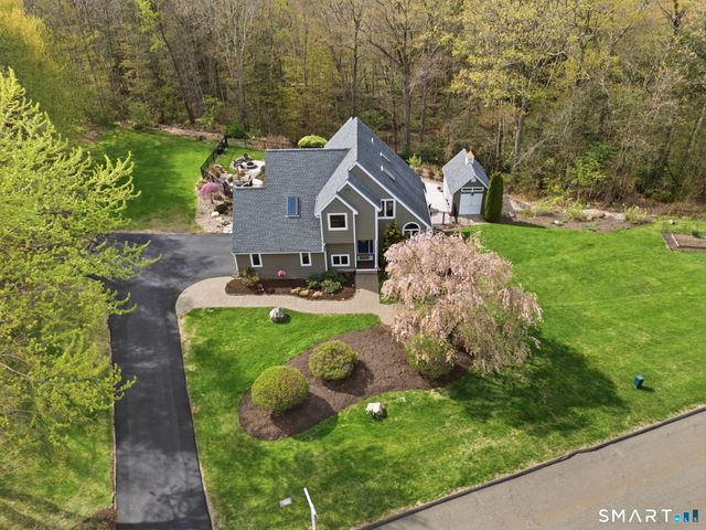 10 Ryans Way, Burlington, CT 06013