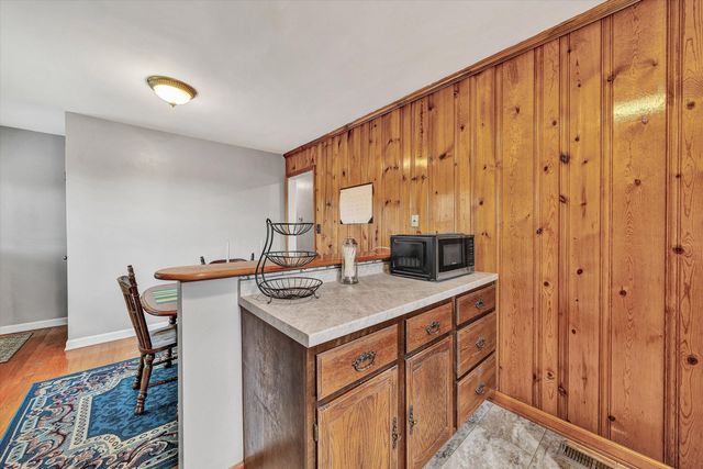 5240 Grandin Road Ext, Roanoke, VA 24018