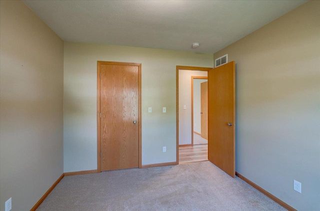 862 Stonefield Drive, Edgerton, WI 53534