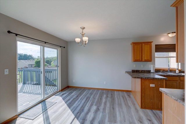 862 Stonefield Drive, Edgerton, WI 53534