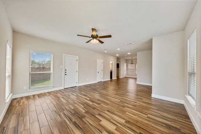 4904 Ridglea Hills Court, Fort Worth, TX 76116