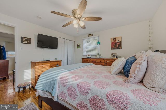 2604 FAULKLAND RD, Wilmington, DE 19808