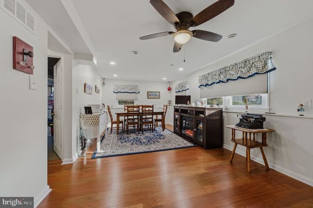 2604 FAULKLAND RD, Wilmington, DE 19808