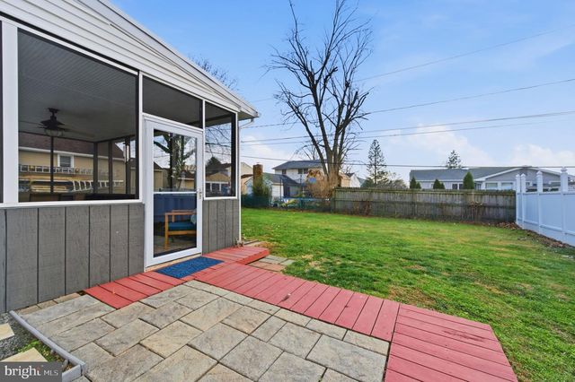 2604 FAULKLAND RD, Wilmington, DE 19808