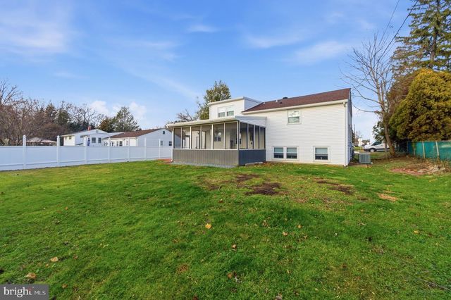 2604 FAULKLAND RD, Wilmington, DE 19808