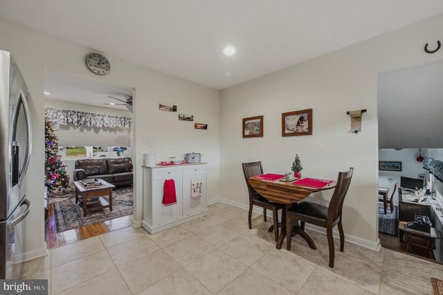 2604 FAULKLAND RD, Wilmington, DE 19808