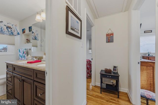 2604 FAULKLAND RD, Wilmington, DE 19808