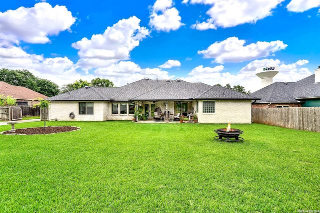 1742 OLD MARION RD, New Braunfels, TX 78130
