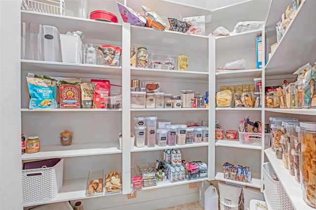 29006 Reserve Bend Dr Drive, Huffman, TX 77336