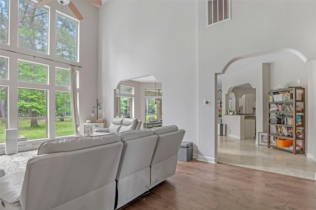 29006 Reserve Bend Dr Drive, Huffman, TX 77336