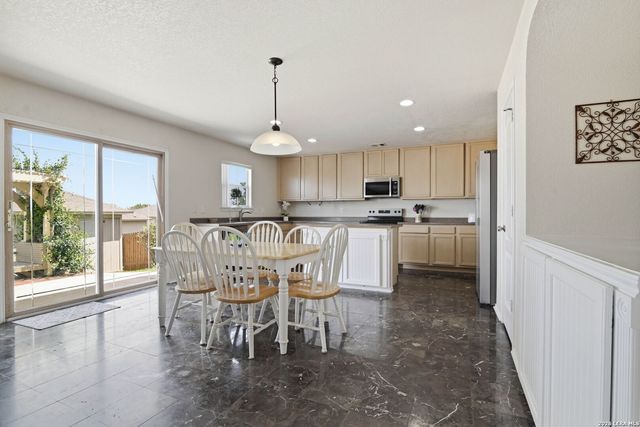 6511 Falcons Heights, San Antonio, TX 78233