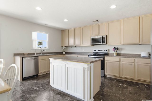 6511 Falcons Heights, San Antonio, TX 78233