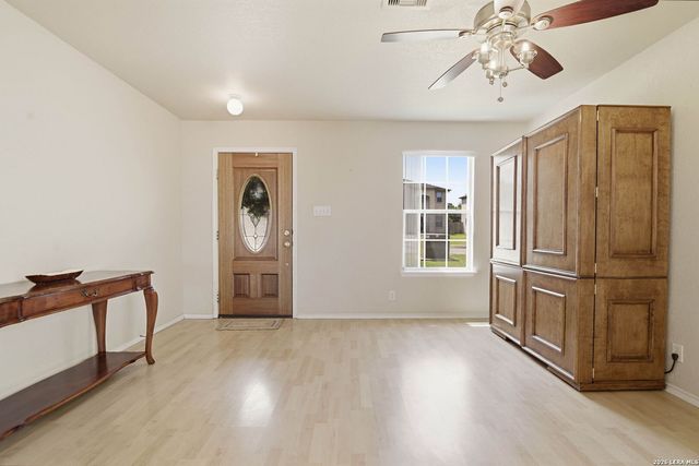 6511 Falcons Heights, San Antonio, TX 78233
